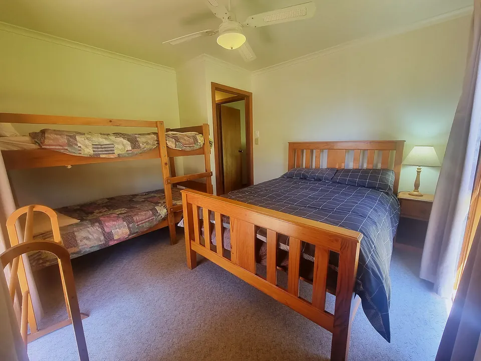 Bedroom bunks double 2