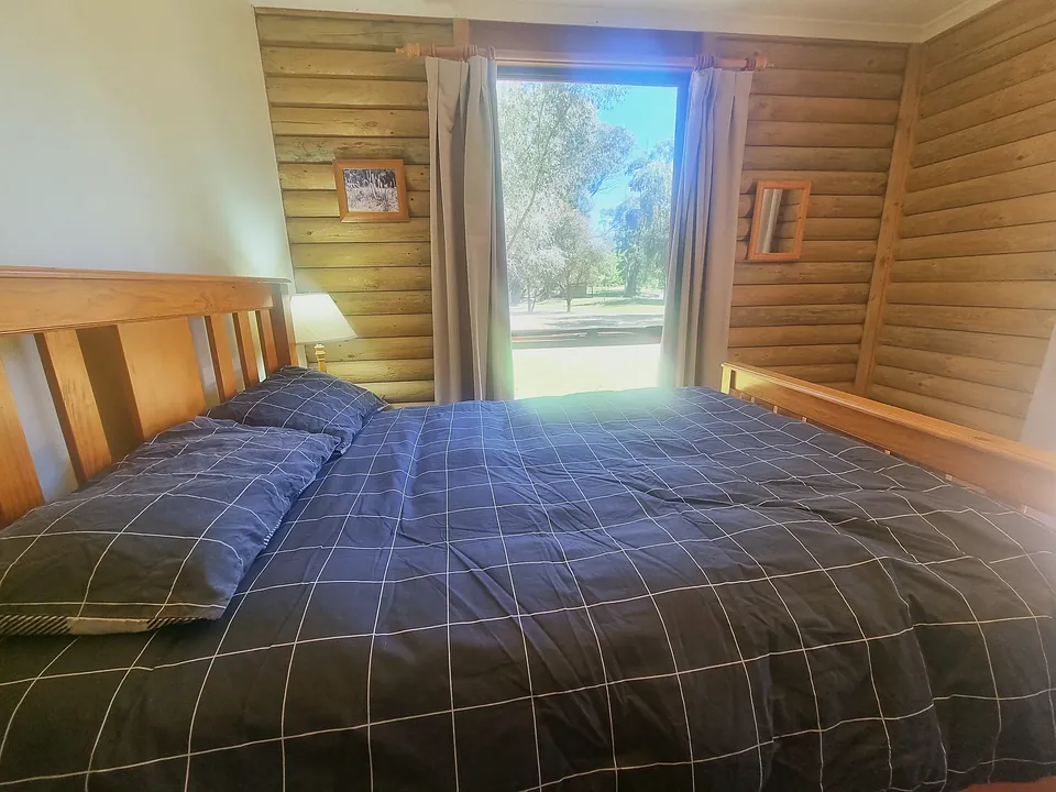Bedroom double closeup